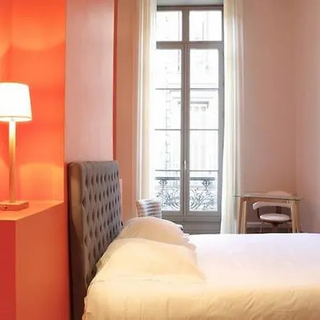 Daire Ecossais Bordeaux